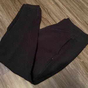 Women’s size large. The North Face brand. Sweat pants